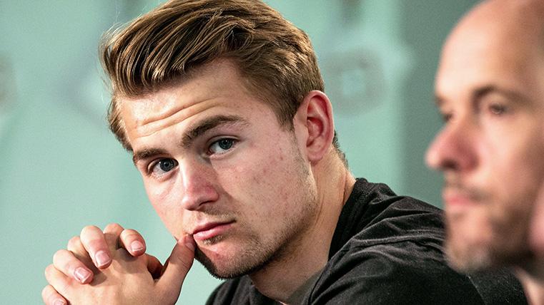 Matthijs Of Ligt, during a press conference with the Ajax