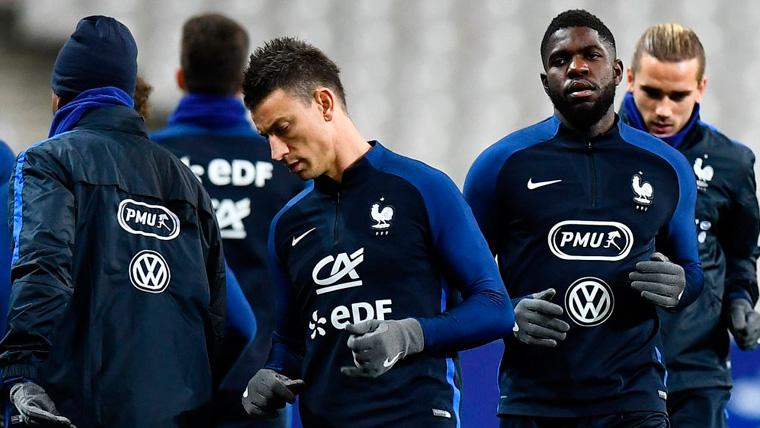 Laurent Koscielny and Samuel Umtiti in a training of the French selection