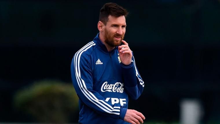 Leo Messi en un entrenamiento de la selección de Argentina