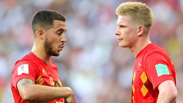 Eden Hazard and Kevin of Bruyne, during a party of Belgium
