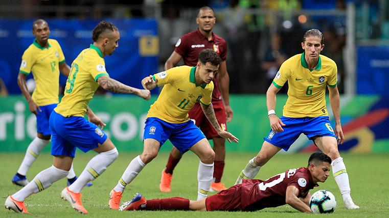 Brasil y Venezuela en su partido de Copa América