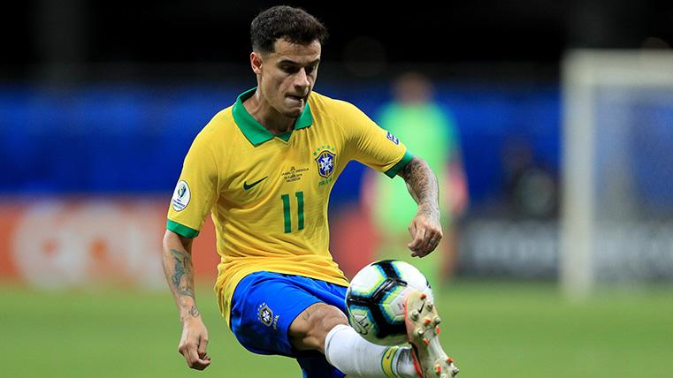 Coutinho In a party with Brazil this year