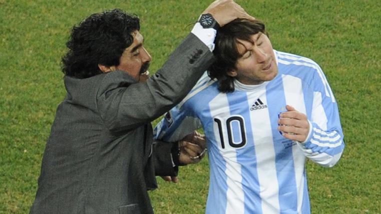 Leo Messi and Diego Armando Maradona, together in an image of archive