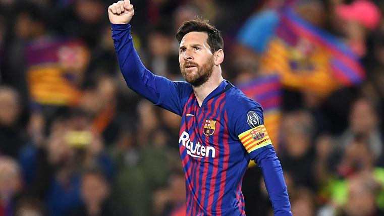 Leo Messi celebrates a goal with the Barcelona