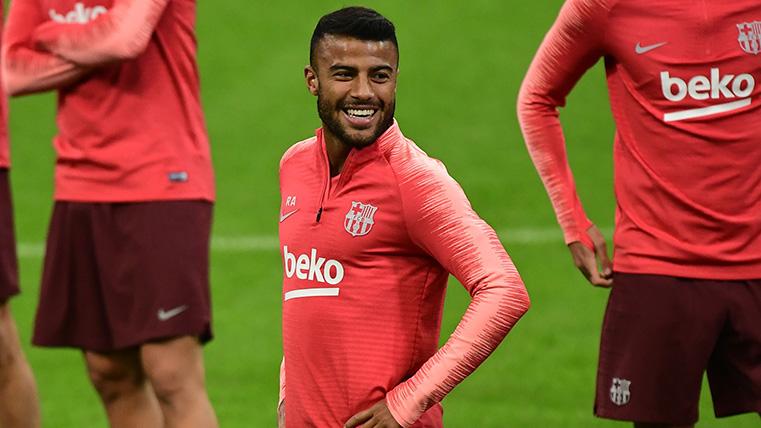 Rafinha In a training with the FC Barcelona