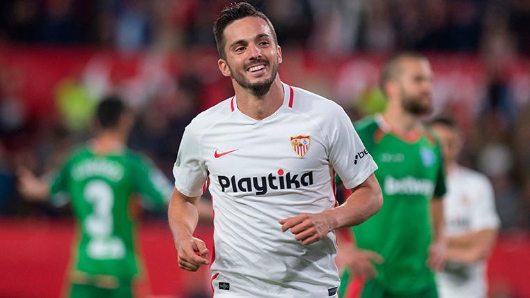 Sarabia In a party with the Seville this year