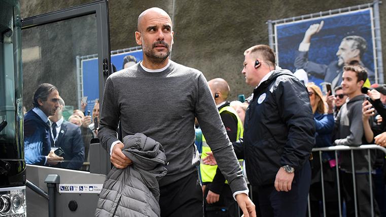 Pep Guardiola, before a party of the Manchester City this last season