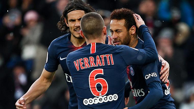 Verratti, Neymar and Cavani, celebrating a goal with the PSG