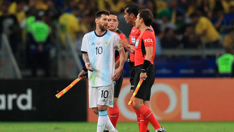 Leo Messi en un partido de la selección de Argentina