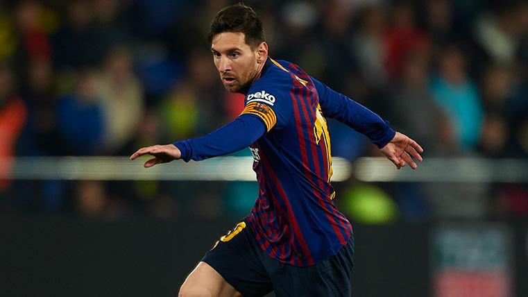 Messi en un partido con el FC Barcelona