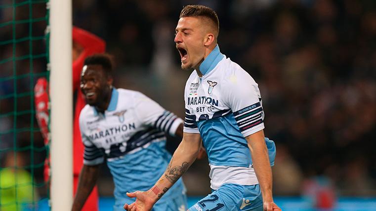 Milinkovic-Savic Celebrates a goal with the Lazio