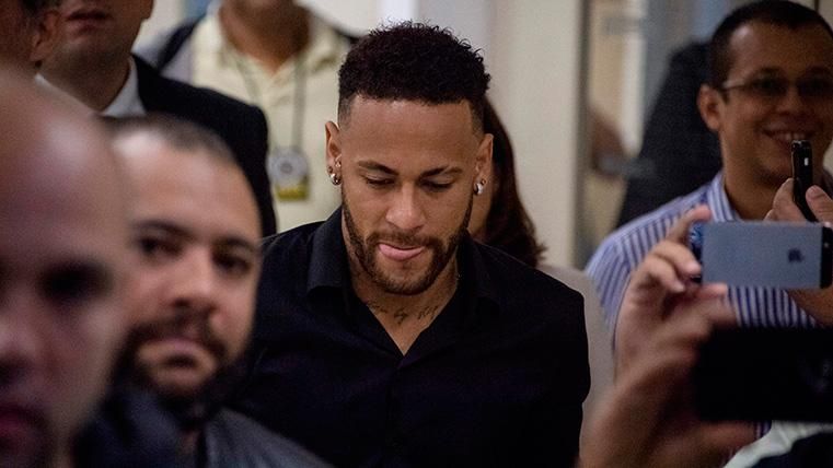Neymar Jr, acudiendo a los juzgados en una imagen de archivo