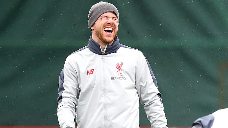 Alberto Moreno in a training with the Liverpool