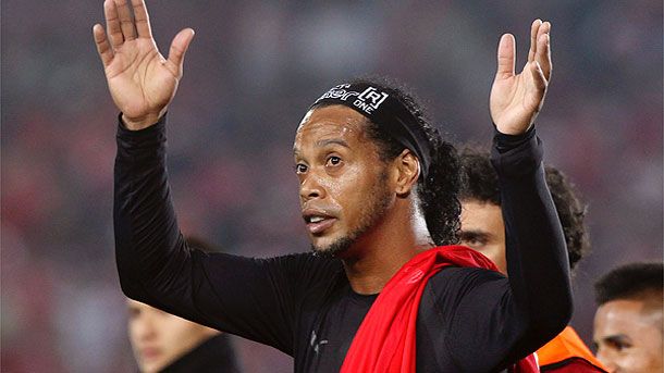 ronaldinho-34105.jpg