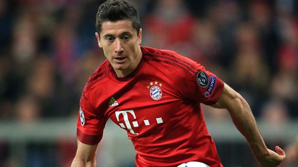 The real madrid lidiará this summer with the psg by the signing of lewandowski