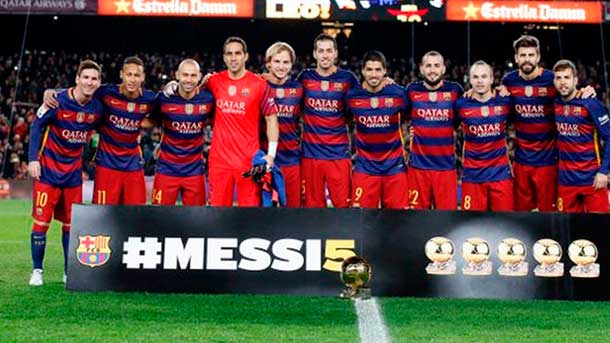 The central of the fc barcelona surrendered homage in his account of twitter to his fellow messi and to the rest of the team