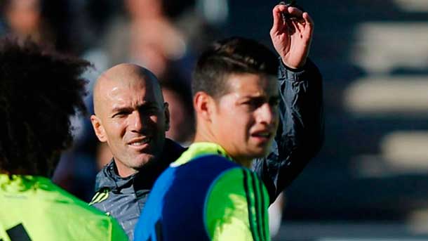 El internacional colombiano acabó por enfadar a zidane debido a su actitud pasota ante el sporting