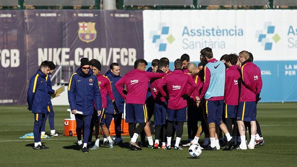 Training of recovery of the fc barcelona thinking in the glass of the king