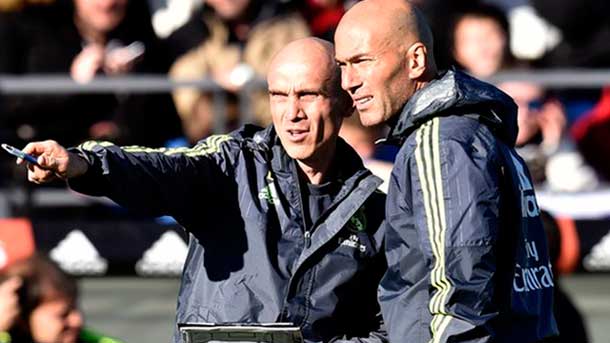 The second trainer of zinedine zidane david bettoni does not have the title of trainer and could sanction to the real madrid