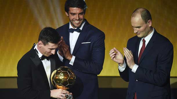 The barça wanted that they went he and stoichkov those who delivered the prize to messi