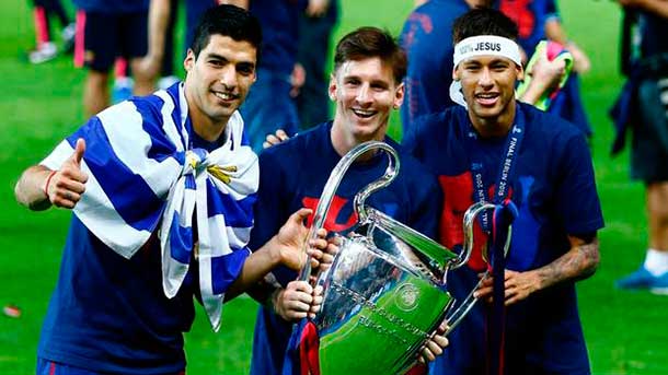 Leo messi and neymar júnior are the most expensive players of the world-wide football. luis suárez, the eighth