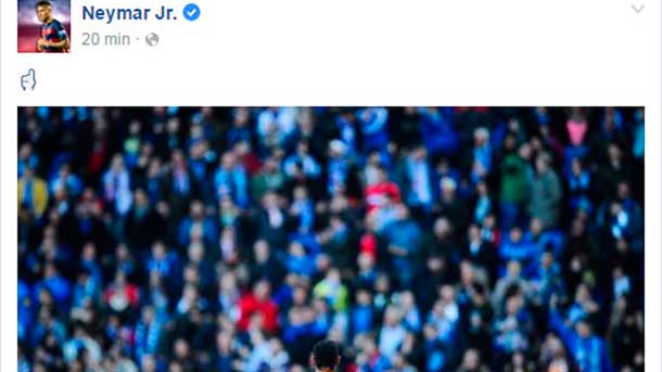 El futbolista brasileño del fc barcelona neymar júnior pudo responder en su instagram a los insultos racistas recibidos en el partido ante el espanyol