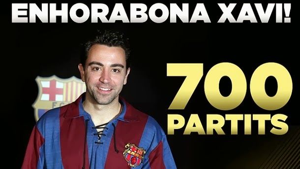 Homage to xavi by the 700 official parties with the fc barcelona