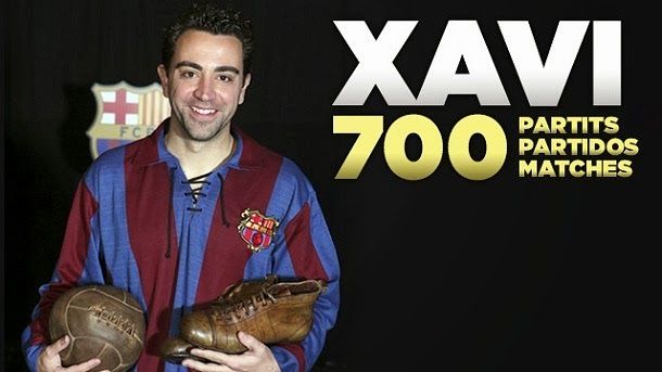 Xavi arrives to the 700 official parties with the fc barcelona