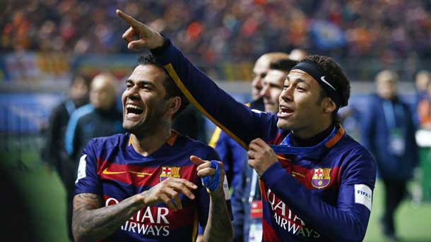 Dani alves Finds  very to taste in the changing room of the fc barcelona