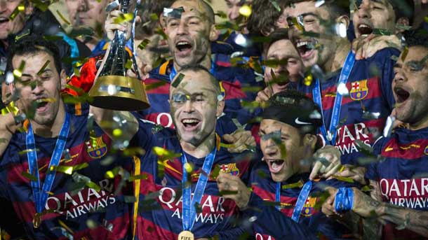 The fc barcelona, elogiado all over the world after winning the world-wide of clubs