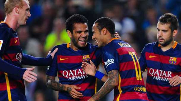Alves y neymar jr no sólo son compañeros, son amigos