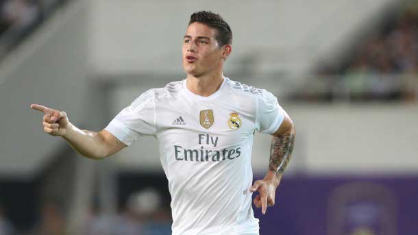 The manchester united wants to try the signing of james rodríguez