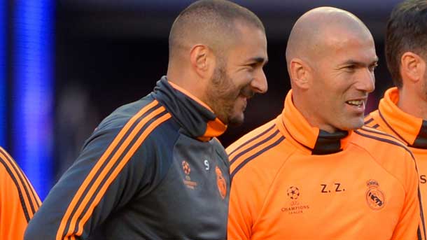 The legend of the real madrid speech on the plot of sexual blackmail in which it is involved benzema