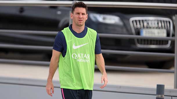 The Argentinian star of the fc barcelona already has begun to run and to touch balloon