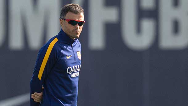 El entrenador asturiano afirma que la lesión del argentino va por los pasos marcados