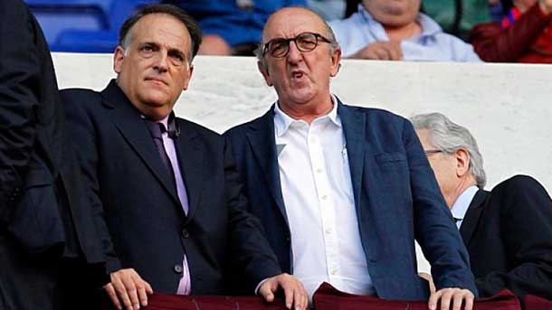 Javier tebas and roures signed the agreement to issue the glass of the king in 17 paises by means of youtube