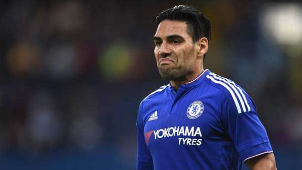 The Colombian forward is not having luck in the chelsea