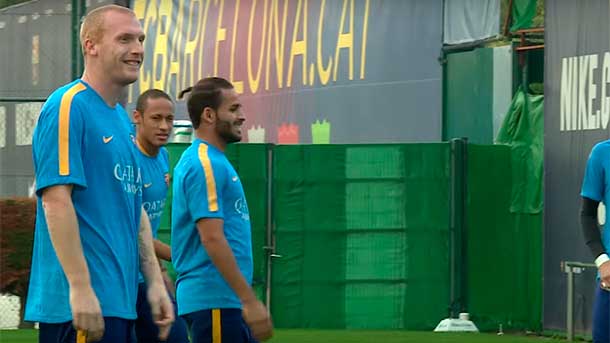 The Barcelona go back to the work after three days of asueto and with a douglas pereira that presented  of this cooks