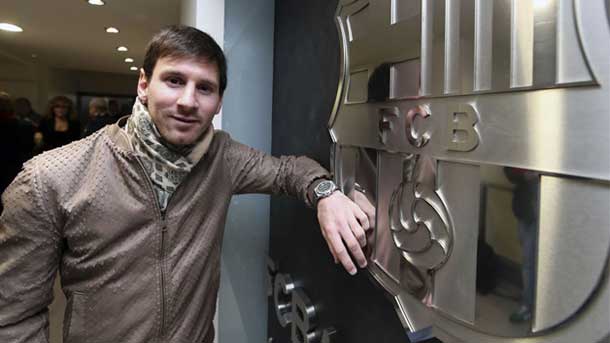 The fc barcelona think that tries  desprestigiar the image of messi and of the club