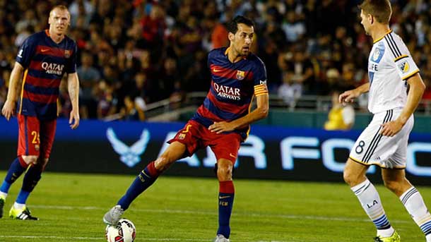 The ex trainer of the fc barcelona ensures that busquets plays "walking"