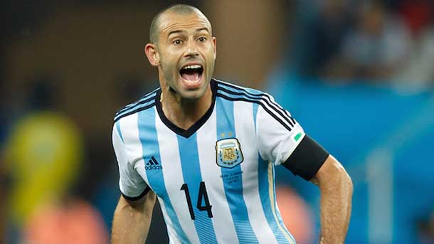Mascherano Is the captain of Argentinian to fault of read messi