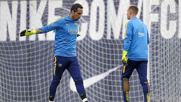 The Chilean goalkeeper of the fc barcelona already is smart to go back to play