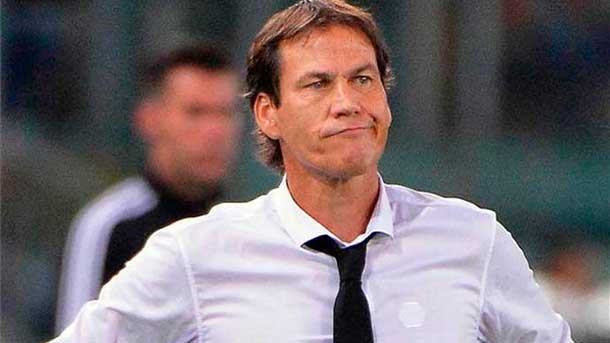 The trainer of the blunt rudi garcia was not happy with the tie in front of the fc barcelona