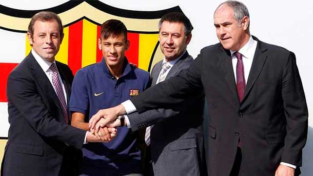The fc barcelona and josep maria bartomeu already are accused officially by the audience of barcelona after the 'case neymar'