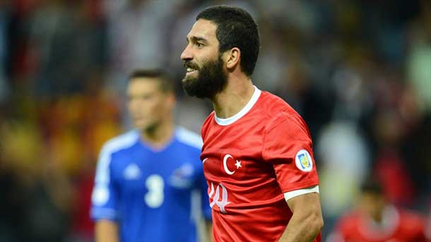 El centrocampista otomano ya está recuperado de la lesión que sufría