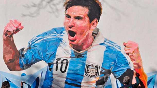 Leo messi already has a big mural in his school of rosary