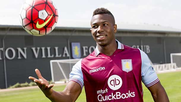 The player yielded by the fc barcelona to the aston villa already marvels in inglaterra