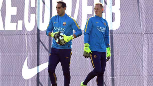 Ter Stegen And Claudio Bravo in a photo of archive