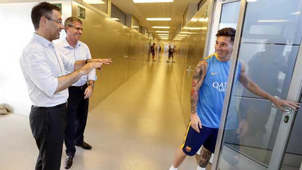 The president of the barça greeted to the last incorporations to the group of work