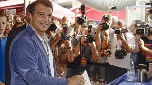 El ex presidente del fc barcelona ha lanzado dardos al actual presidente